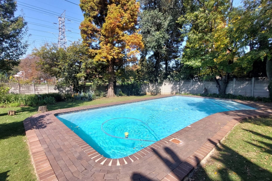 To Let 1 Bedroom Property for Rent in Craighall Park Gauteng