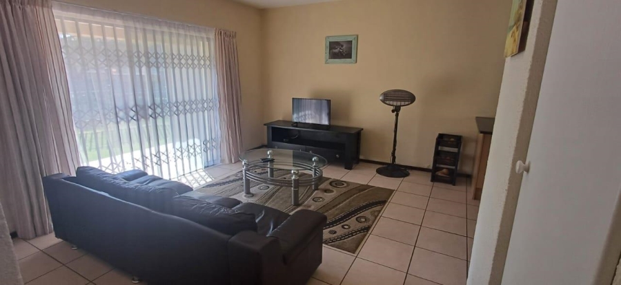 To Let 2 Bedroom Property for Rent in Willowbrook Gauteng