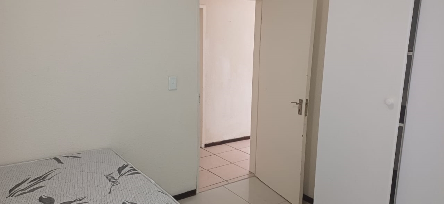 To Let 2 Bedroom Property for Rent in Willowbrook Gauteng