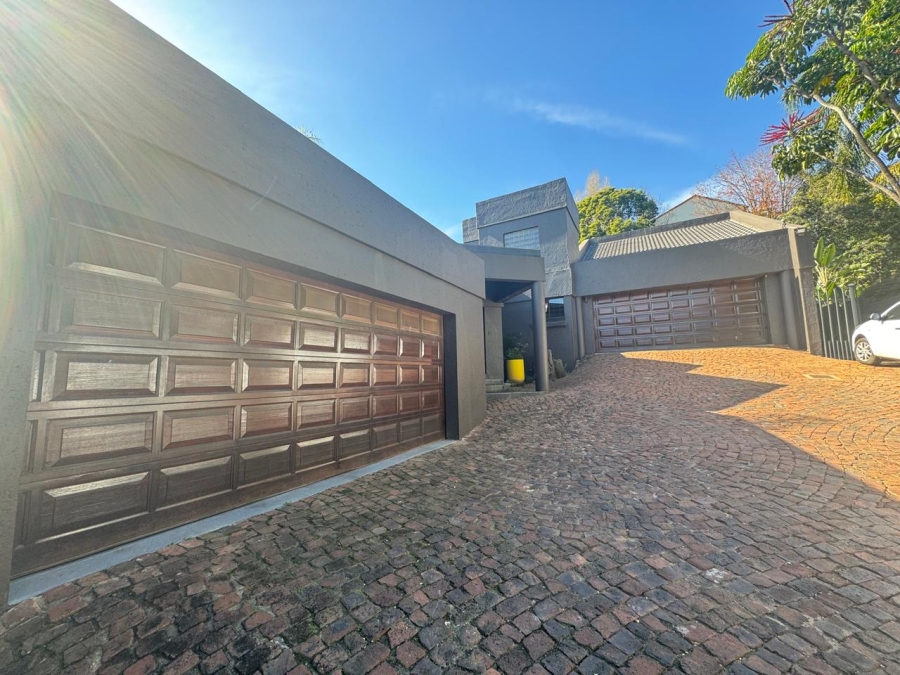 To Let 4 Bedroom Property for Rent in Waterkloof Ridge Gauteng