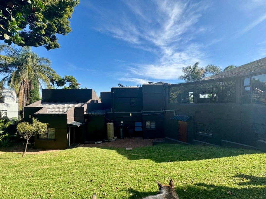 To Let 4 Bedroom Property for Rent in Waterkloof Ridge Gauteng