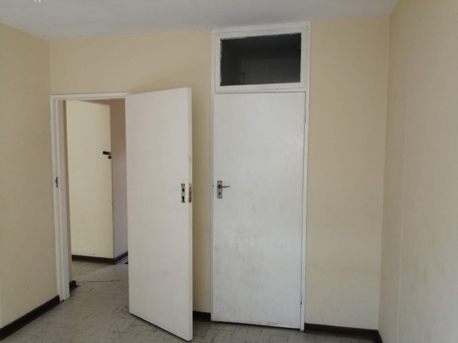 1 Bedroom Property for Sale in Muckleneuk Gauteng