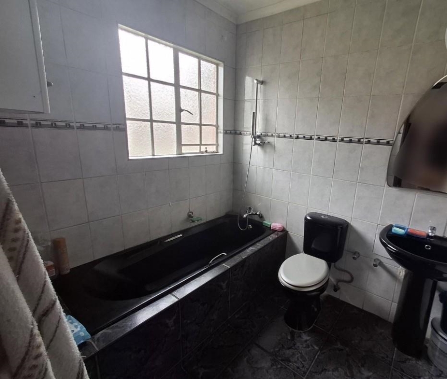 4 Bedroom Property for Sale in Terenure Gauteng