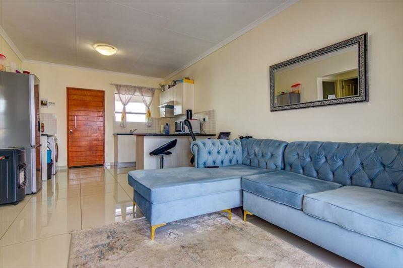 1 Bedroom Property for Sale in Pomona Gauteng