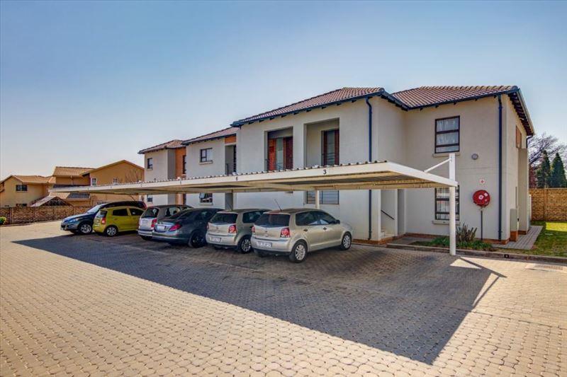 1 Bedroom Property for Sale in Pomona Gauteng