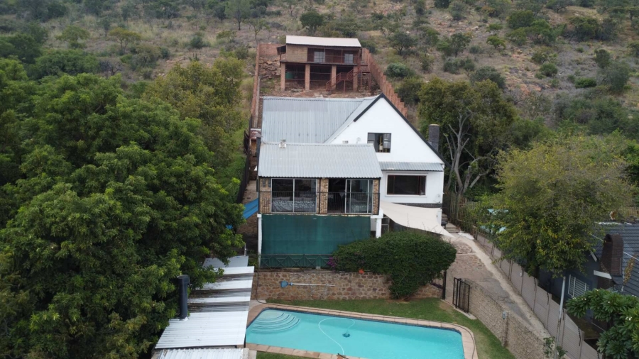 5 Bedroom Property for Sale in Capital Park Gauteng