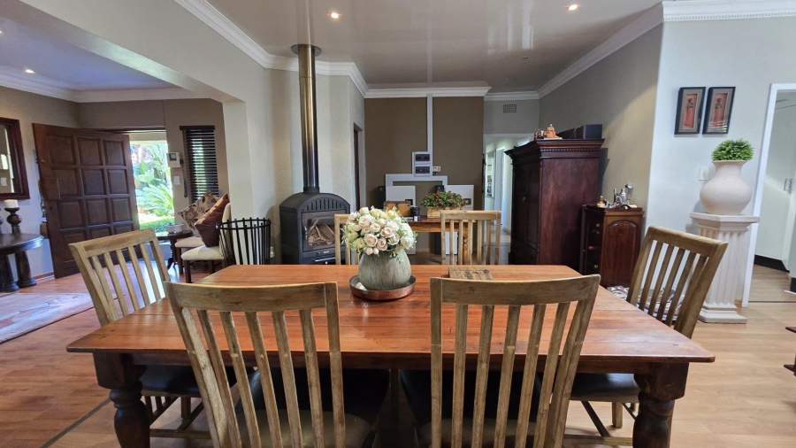 5 Bedroom Property for Sale in Raceview Gauteng