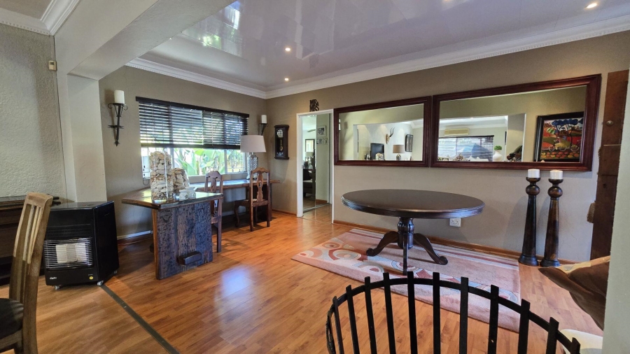 5 Bedroom Property for Sale in Raceview Gauteng