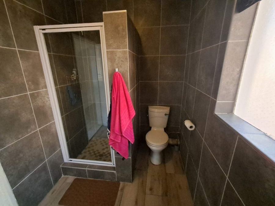 6 Bedroom Property for Sale in Mayfield Gauteng