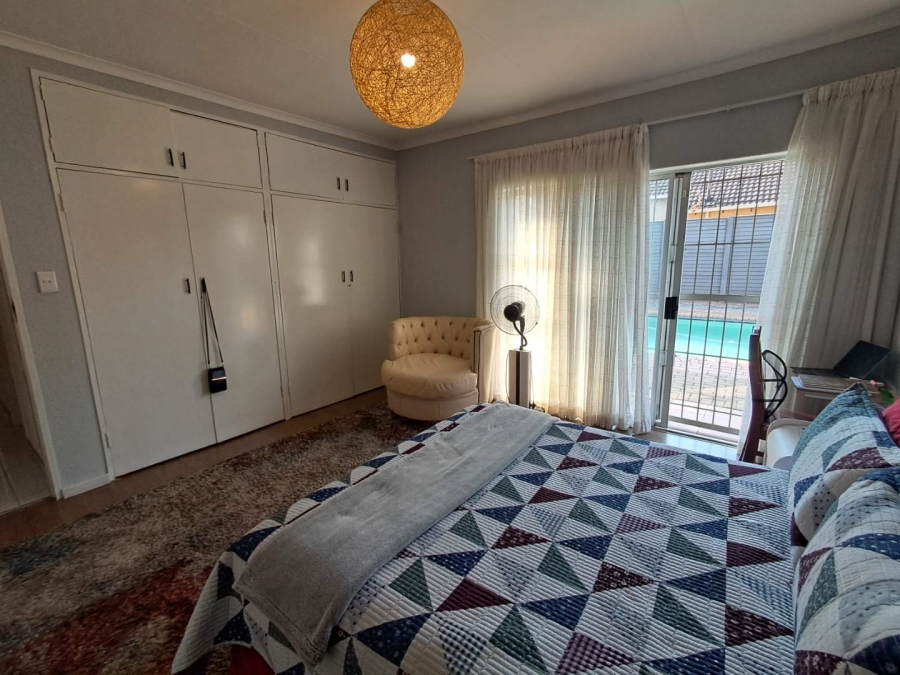 6 Bedroom Property for Sale in Mayfield Gauteng