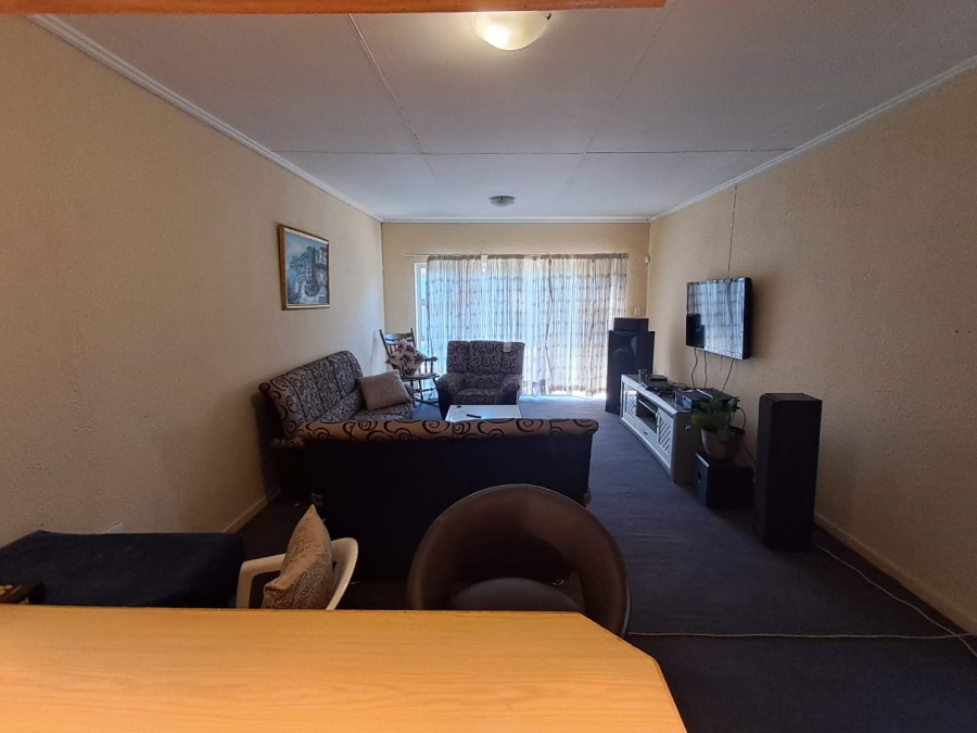 6 Bedroom Property for Sale in Mayfield Gauteng