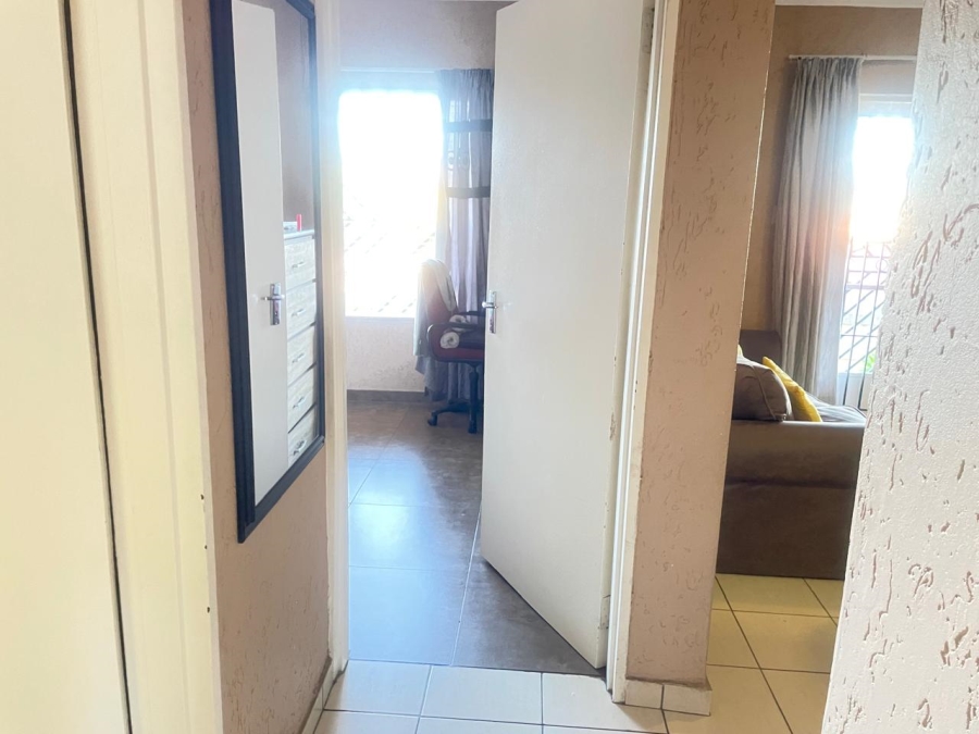 2 Bedroom Property for Sale in Winchester Hills Gauteng