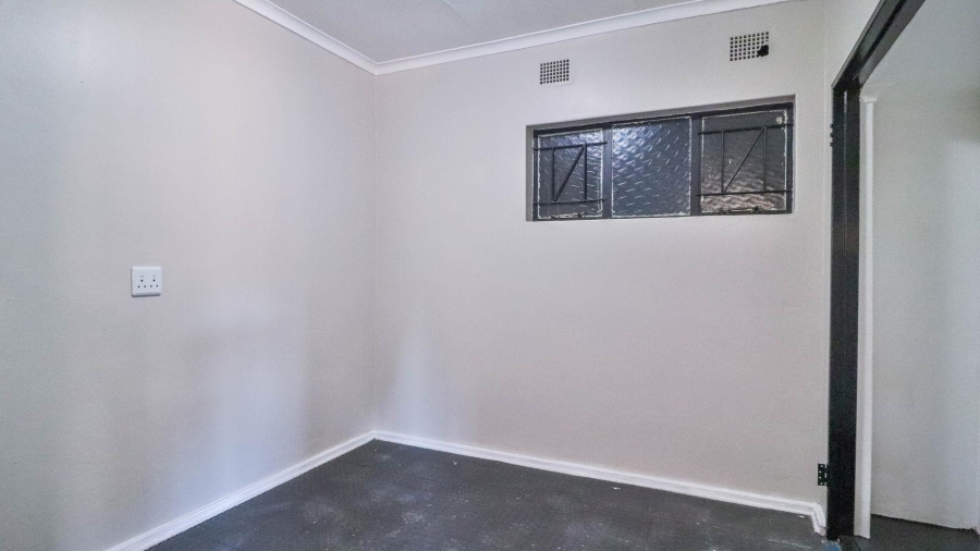 4 Bedroom Property for Sale in East Geduld Gauteng