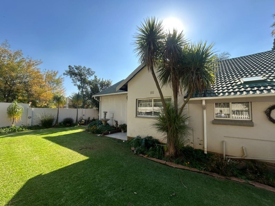 2 Bedroom Property for Sale in Farrarmere Gauteng