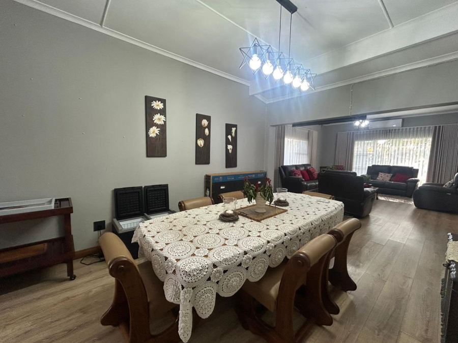 2 Bedroom Property for Sale in Farrarmere Gauteng
