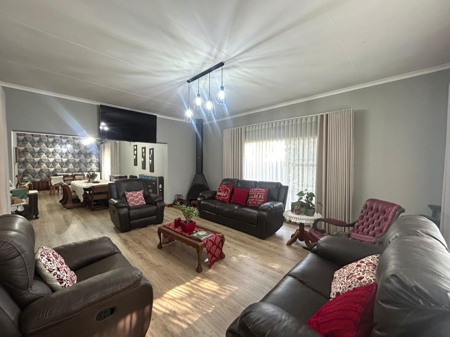 2 Bedroom Property for Sale in Farrarmere Gauteng