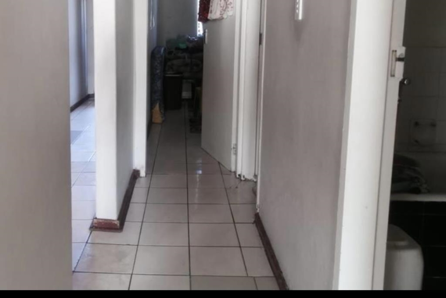 2 Bedroom Property for Sale in Jeppestown Gauteng