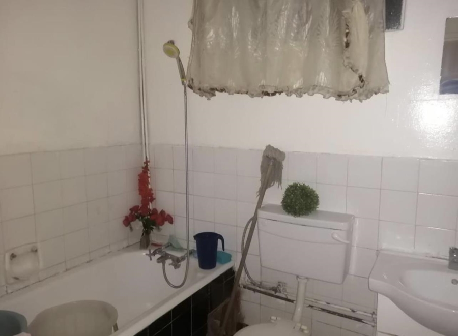 2 Bedroom Property for Sale in Jeppestown Gauteng