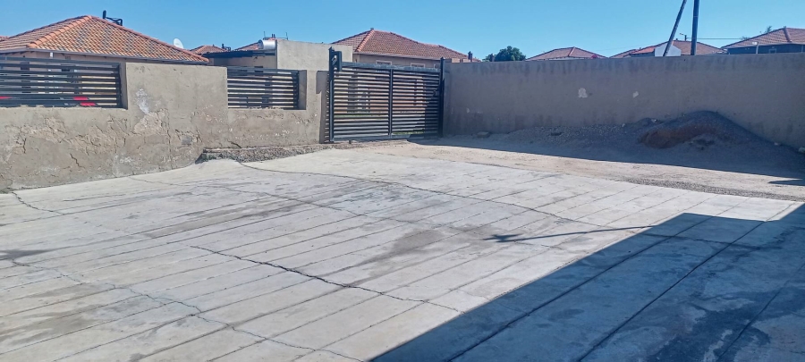 2 Bedroom Property for Sale in Mahube Valley Gauteng