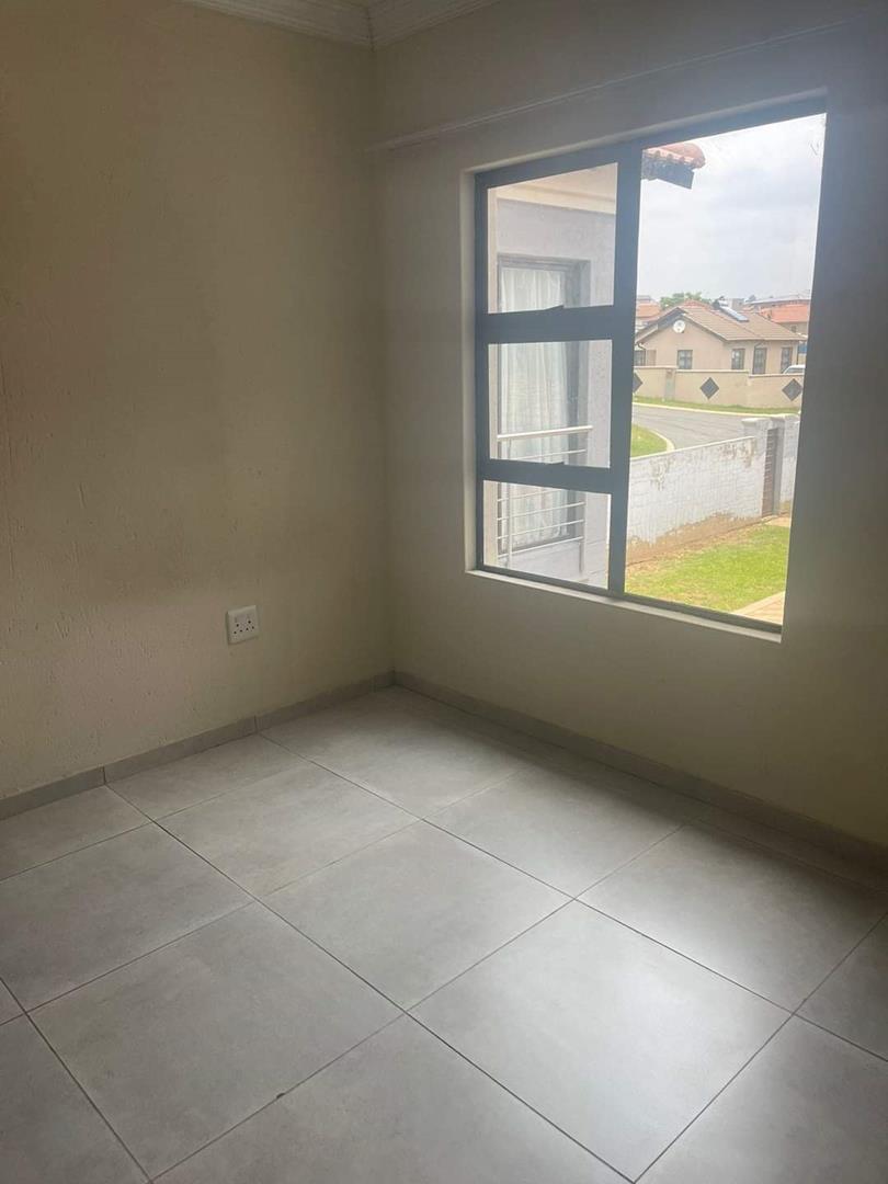 To Let 3 Bedroom Property for Rent in Kosmosdal Gauteng
