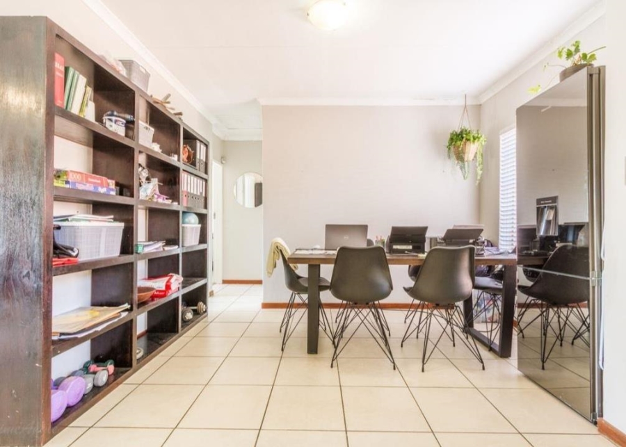2 Bedroom Property for Sale in Equestria Gauteng