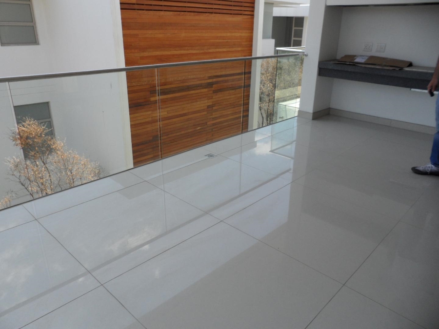 To Let 2 Bedroom Property for Rent in Morningside Gauteng