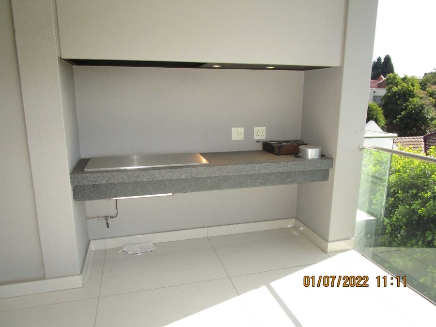 To Let 2 Bedroom Property for Rent in Morningside Gauteng