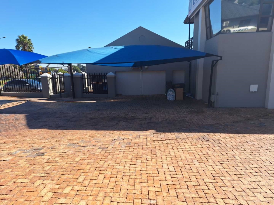 To Let commercial Property for Rent in Northcliff Gauteng
