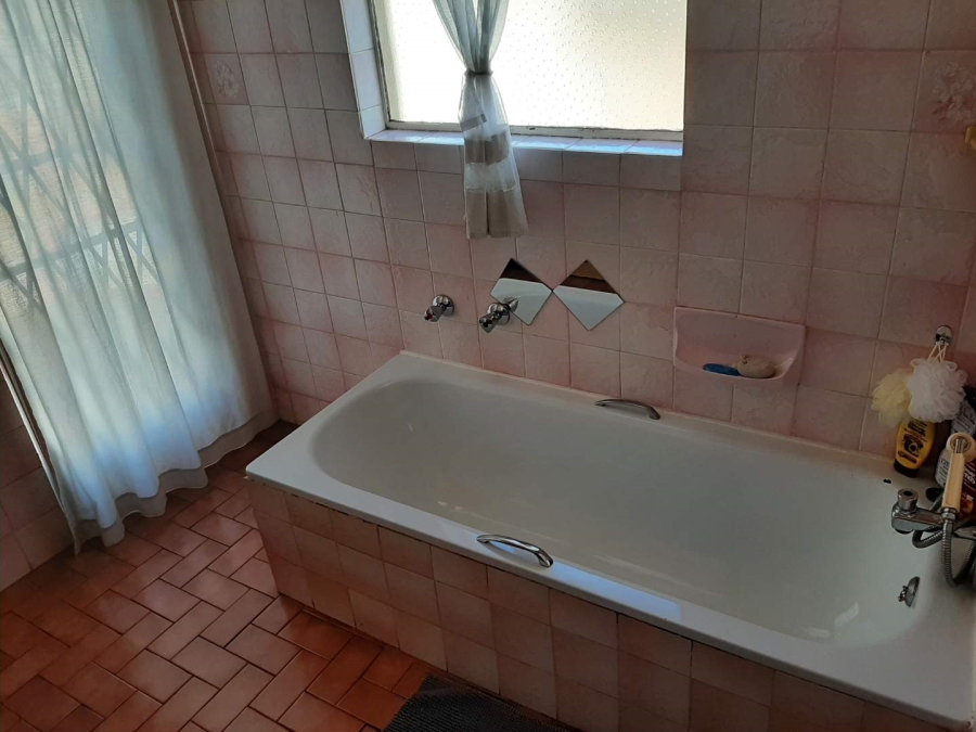 To Let 3 Bedroom Property for Rent in Witpoortjie Gauteng
