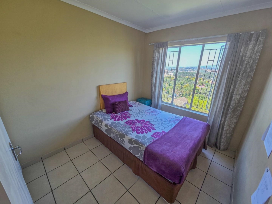 2 Bedroom Property for Sale in La Montagne Gauteng