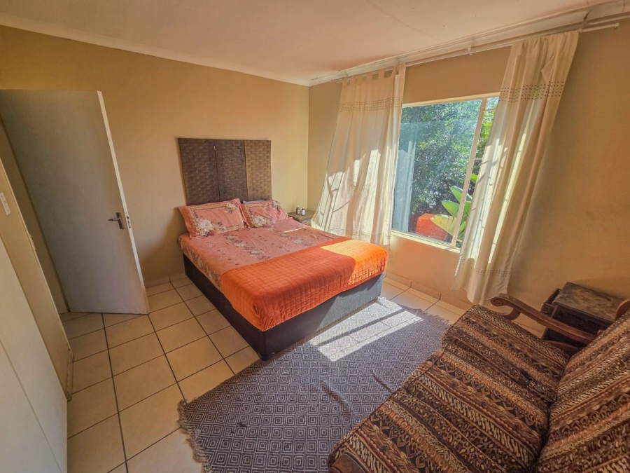 2 Bedroom Property for Sale in La Montagne Gauteng