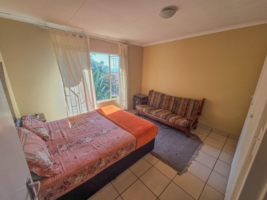2 Bedroom Property for Sale in La Montagne Gauteng