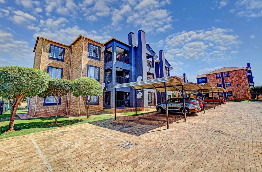 3 Bedroom Property for Sale in Wilgeheuwel Gauteng