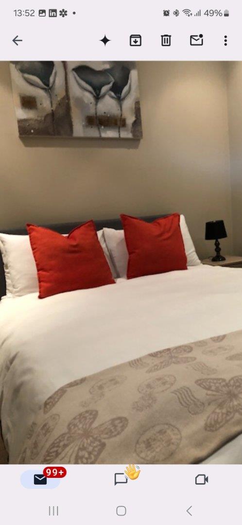 To Let 2 Bedroom Property for Rent in Sandhurst Gauteng