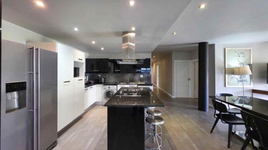 To Let 4 Bedroom Property for Rent in Strathavon Gauteng