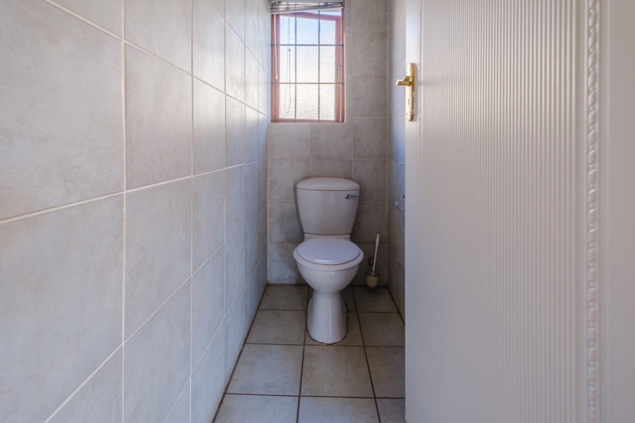 4 Bedroom Property for Sale in Moreleta Park Gauteng
