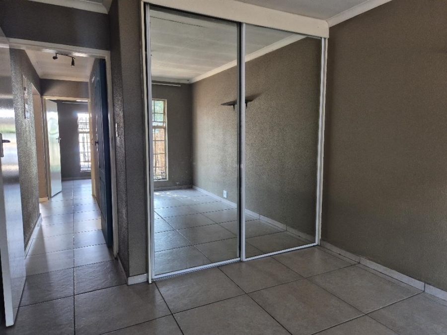 2 Bedroom Property for Sale in Witfield Gauteng
