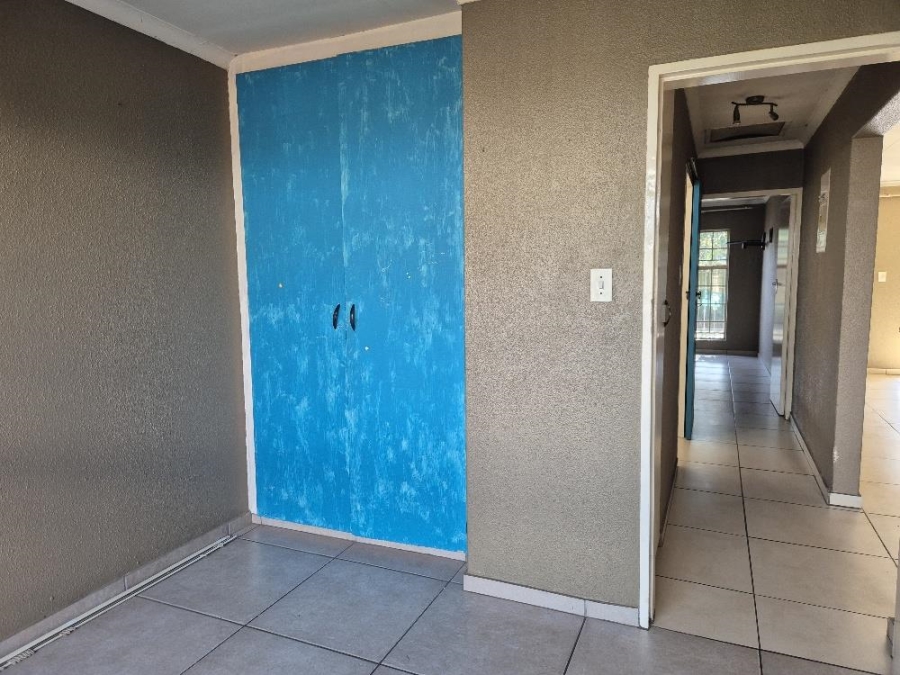 2 Bedroom Property for Sale in Witfield Gauteng