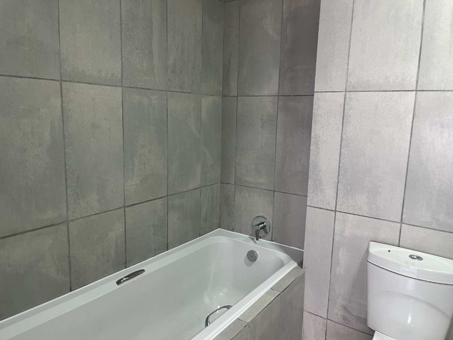To Let 2 Bedroom Property for Rent in Ferndale Gauteng