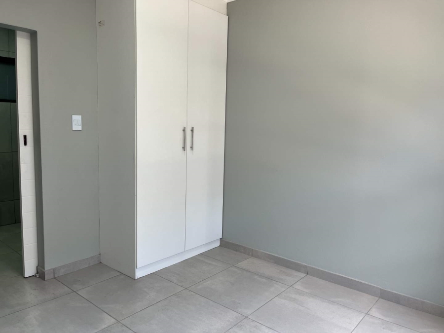 To Let 2 Bedroom Property for Rent in Ferndale Gauteng
