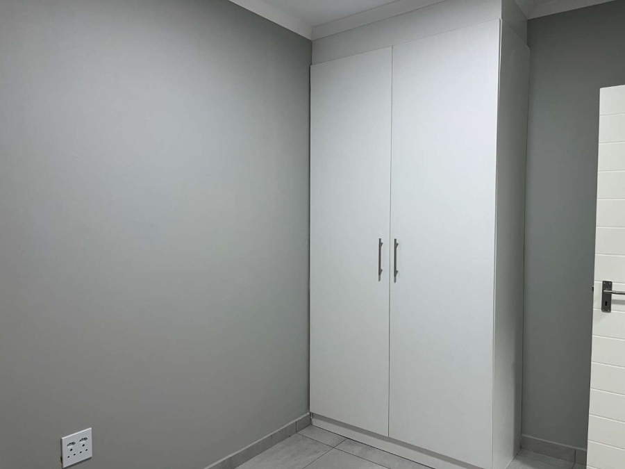 To Let 2 Bedroom Property for Rent in Ferndale Gauteng
