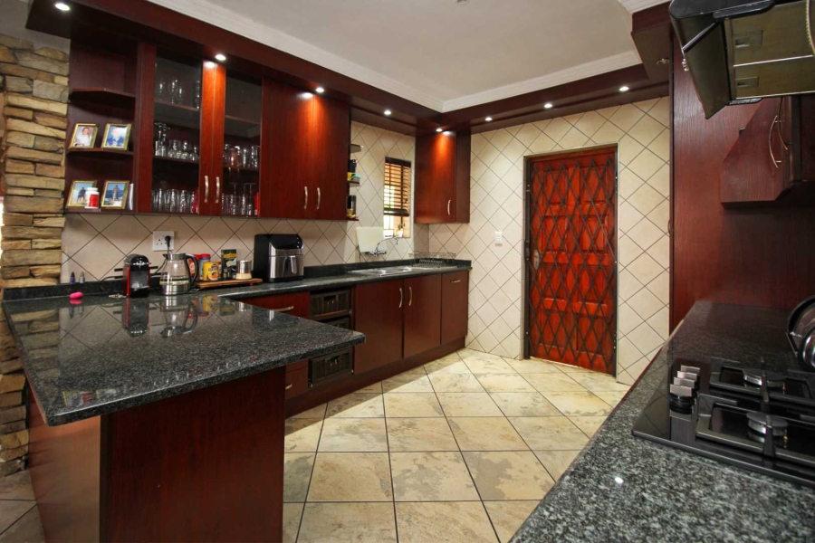 4 Bedroom Property for Sale in Randpoort Gauteng