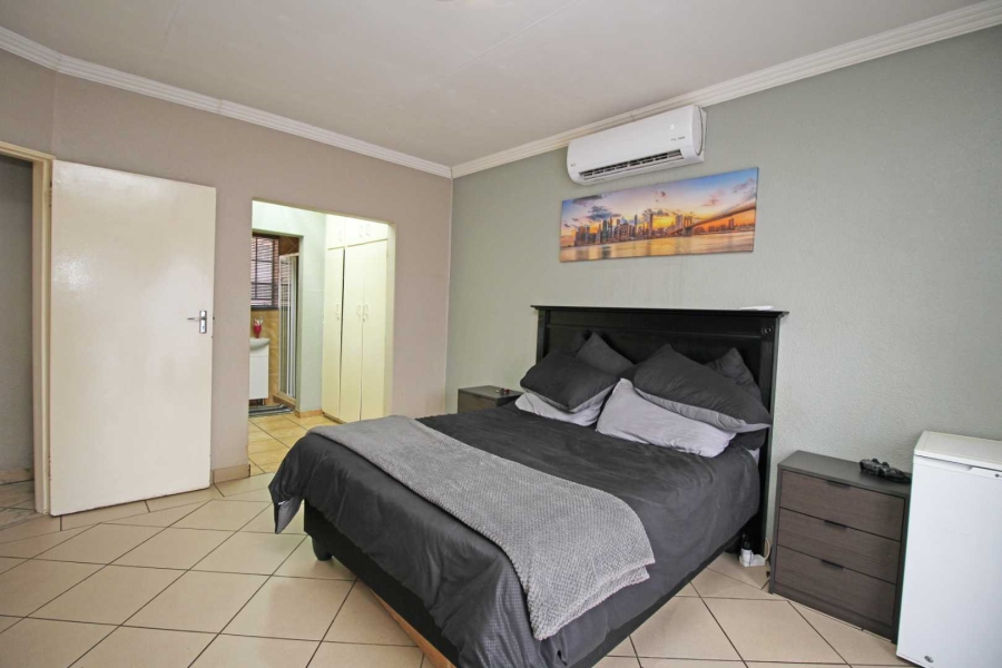 4 Bedroom Property for Sale in Randpoort Gauteng