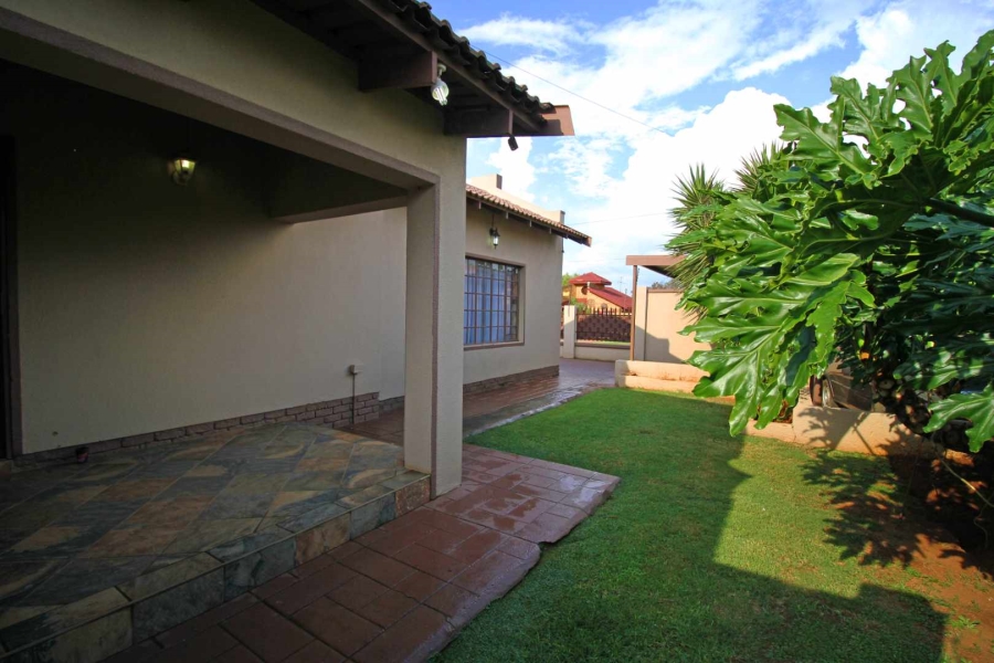 4 Bedroom Property for Sale in Randpoort Gauteng