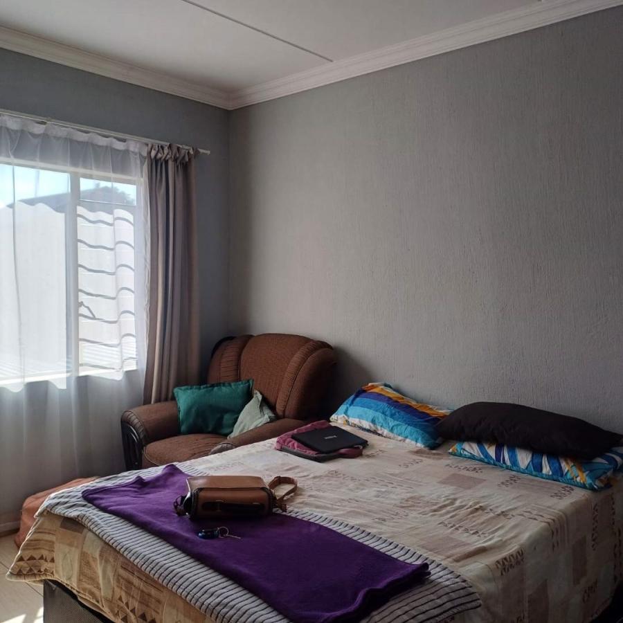 2 Bedroom Property for Sale in Moregloed Gauteng