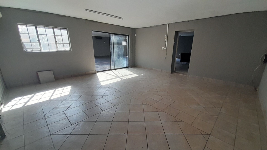 3 Bedroom Property for Sale in Glen Marais Gauteng