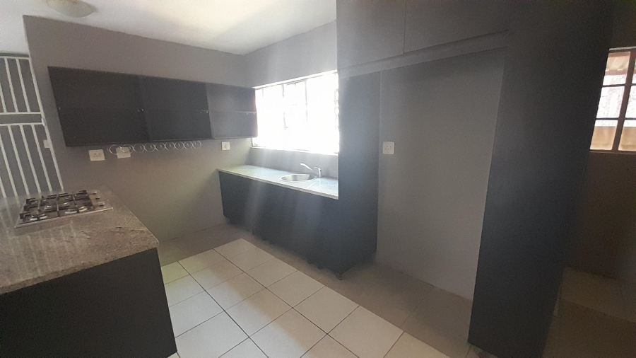 3 Bedroom Property for Sale in Glen Marais Gauteng