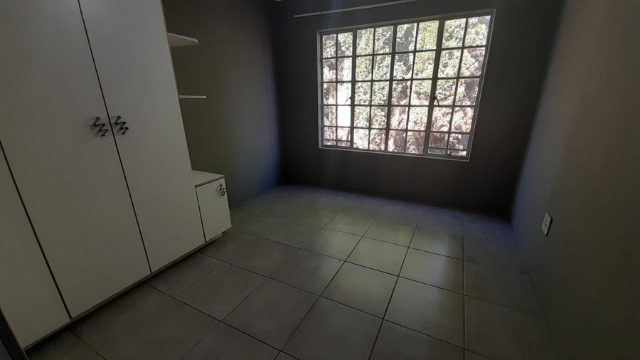 3 Bedroom Property for Sale in Glen Marais Gauteng