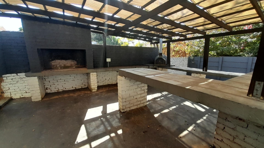 3 Bedroom Property for Sale in Glen Marais Gauteng