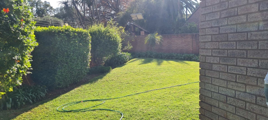 2 Bedroom Property for Sale in Faerie Glen Gauteng